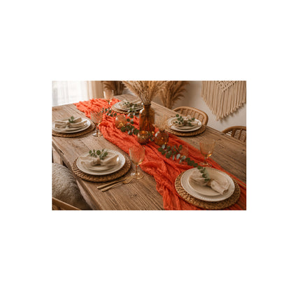 2er Set Gaze Tischläufer in Brennorange aus Musselin für Boho-Hochzeit und stilvolle Tischdekoration.